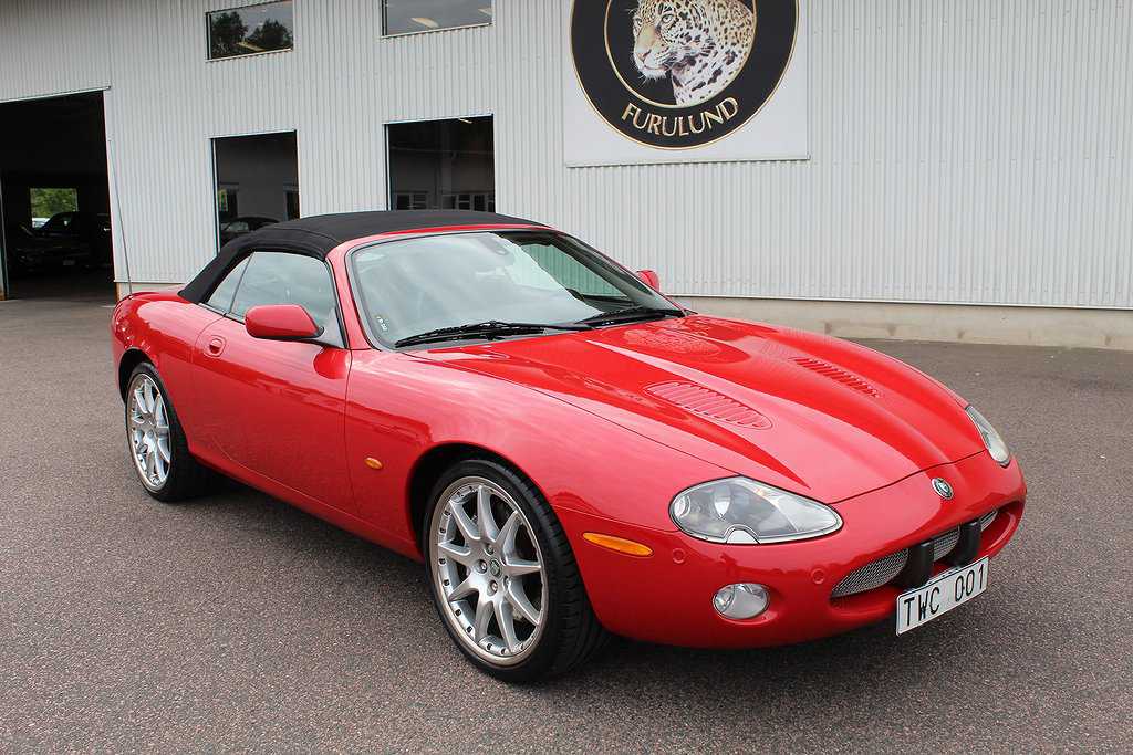Jaguar XKR