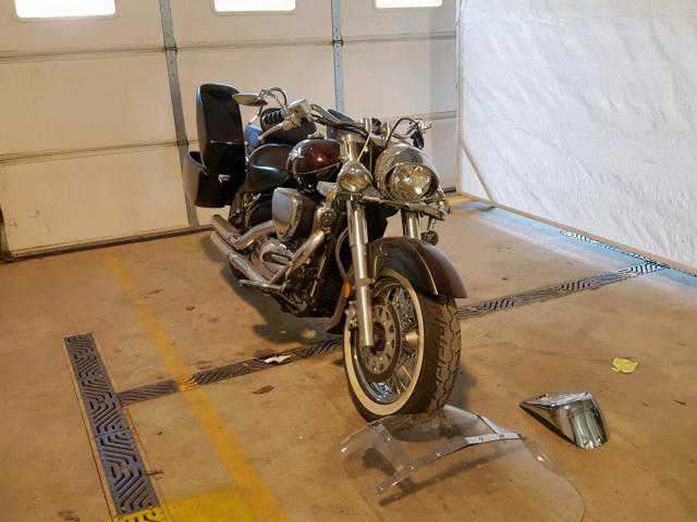 Suzuki VL800TL