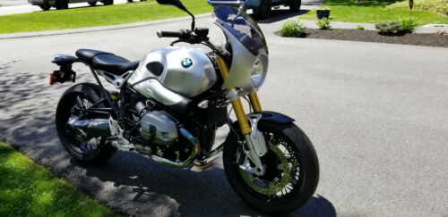 BMW R nineT