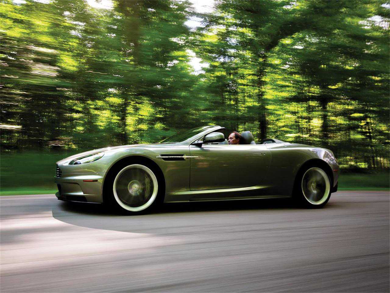 Aston Martin DBS