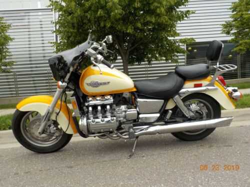 Honda GL1500C (VALKYRIE)