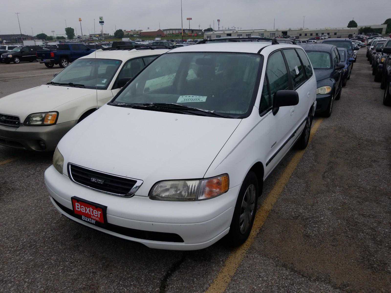 Isuzu Oasis