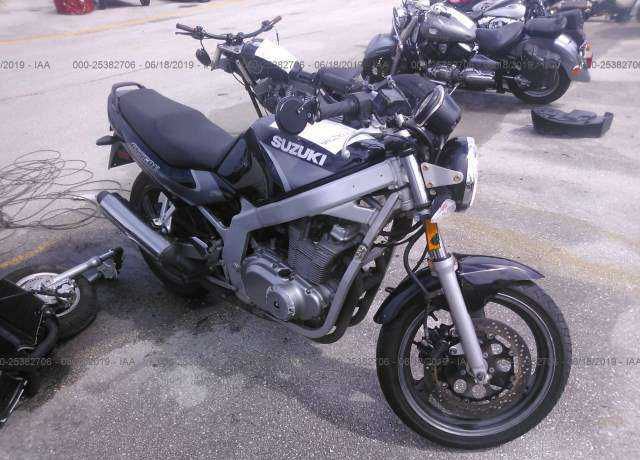 Suzuki GS500E