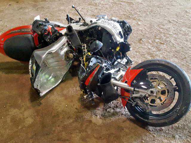 Suzuki GSX1300R