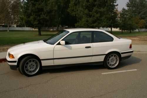 BMW 325iS