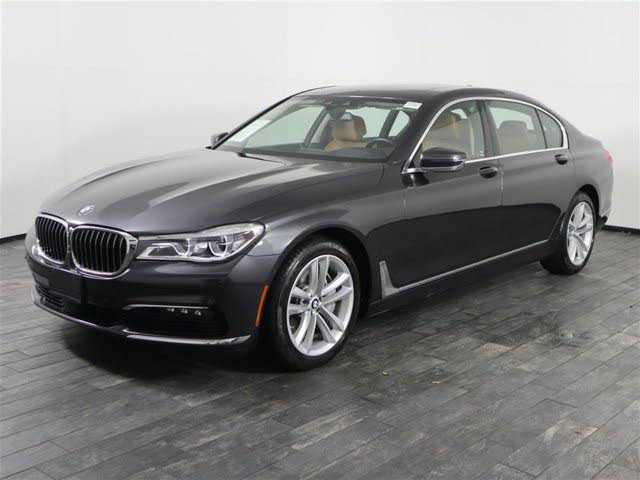 2016 BMW 750i