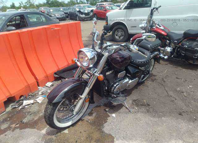 Suzuki VL800TL