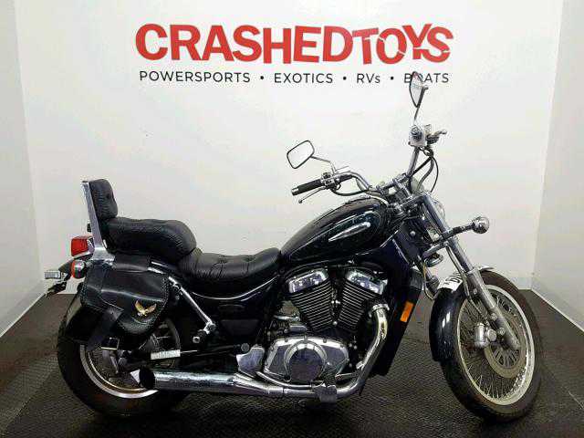 Suzuki VS800