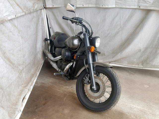 Honda VT750 (Shadow Phantom)