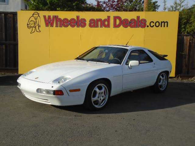 Porsche 928