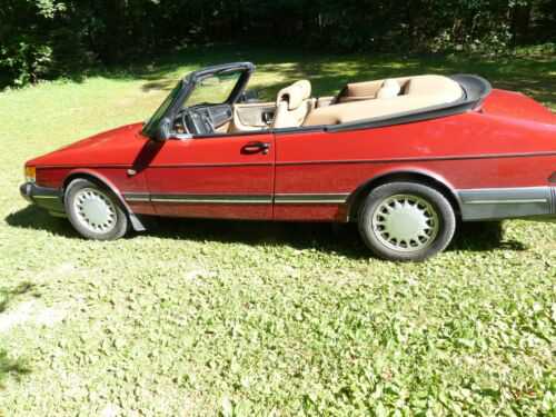 Saab 900