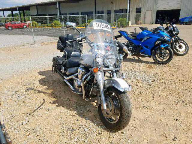 Suzuki VL1500K