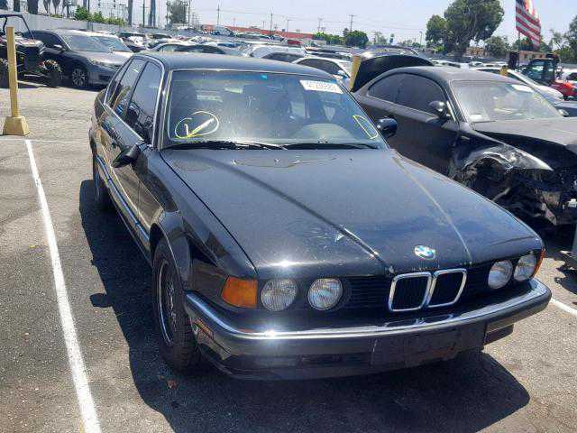 BMW 735i