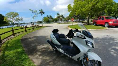 Suzuki AN650