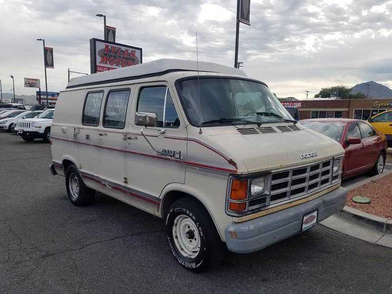 Dodge Ram Van