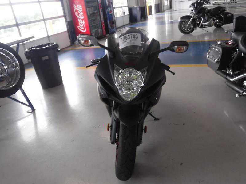 Suzuki GSX-R600L7