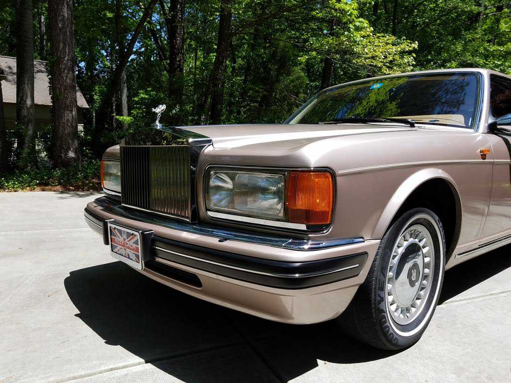 Rolls-Royce Silver Spur