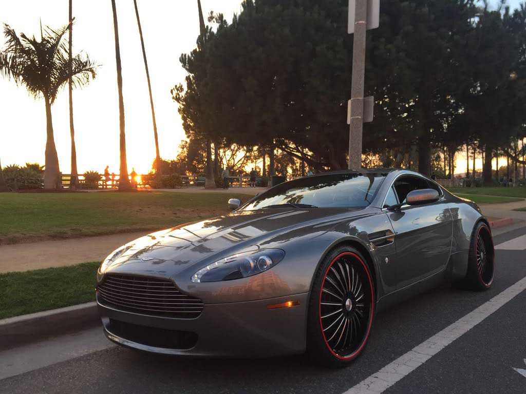 Aston Martin V8 Vantage