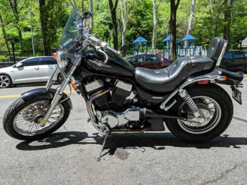 Suzuki VS1400
