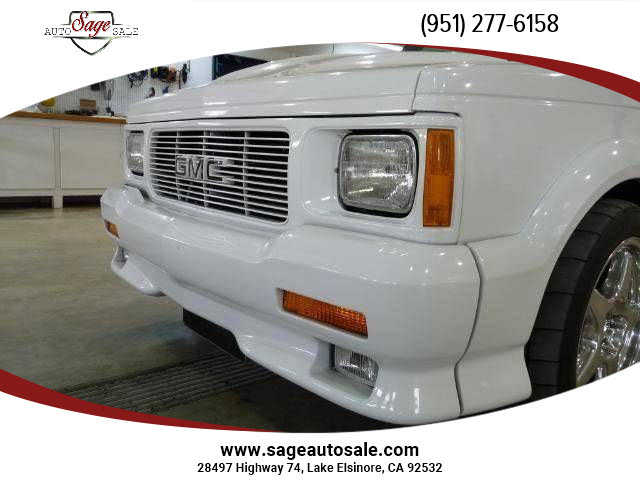 GMC Typhoon