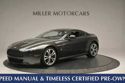Aston Martin V12 Vantage