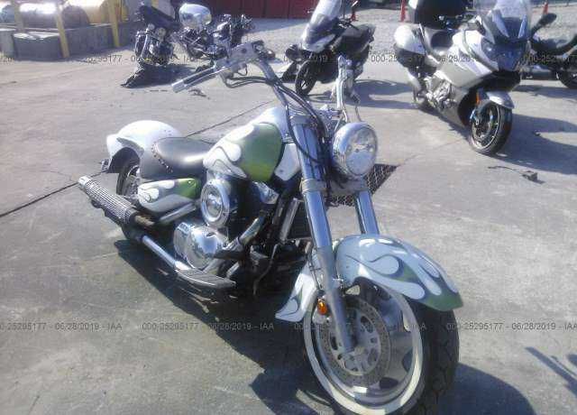 Suzuki VL1500