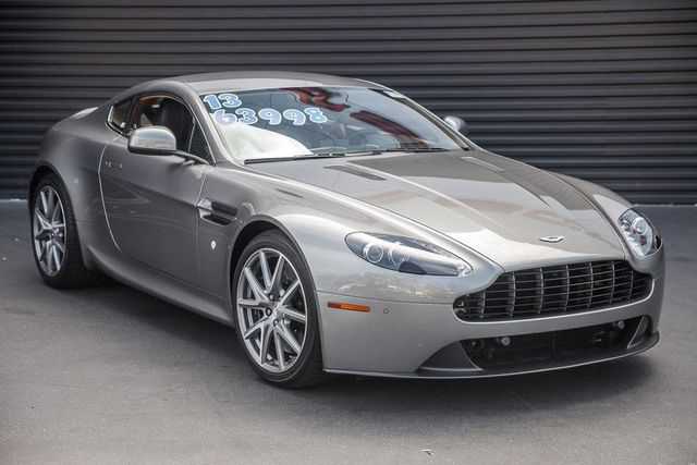 Aston Martin V8 Vantage