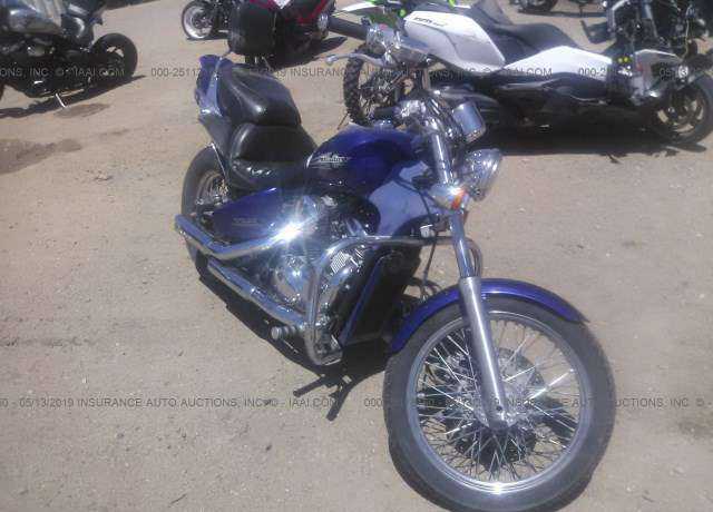 Honda VT600CD (SHADOW VLX DELUXE)