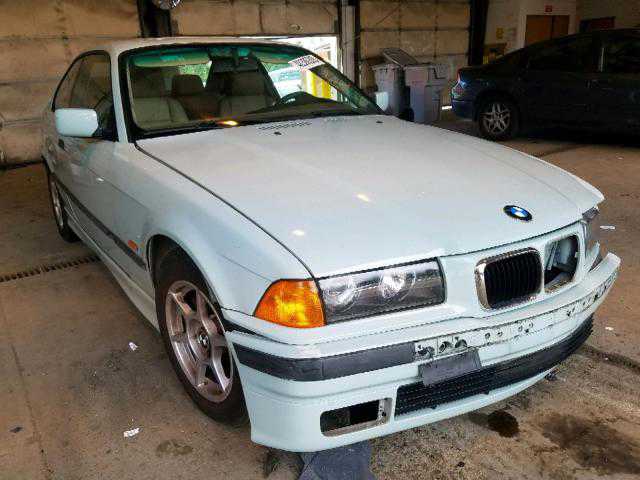 BMW 323is