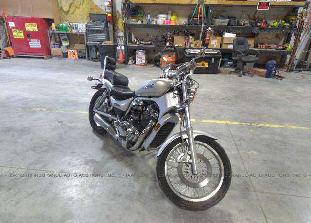 Suzuki VS800GLK