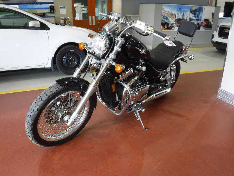 Suzuki VS800