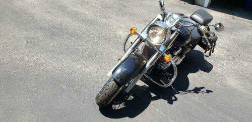 Suzuki VL800CL/VL800L/VL800TL