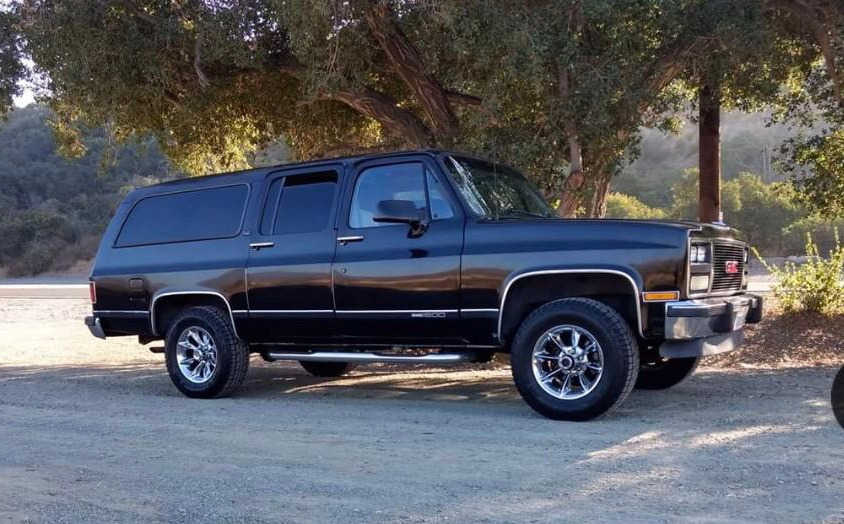 GMC Suburban