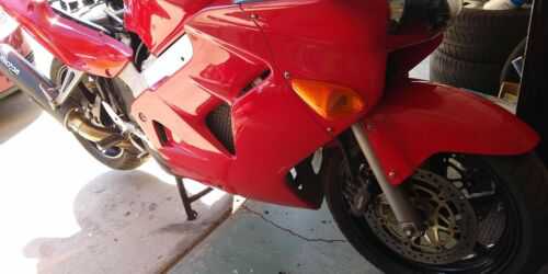Honda VFR800Fi (INTERCEPTOR)