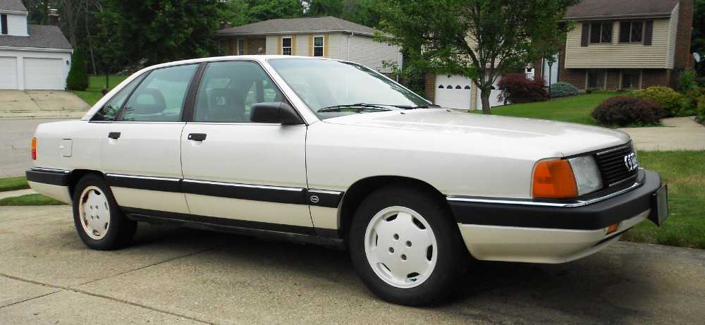 Audi 100