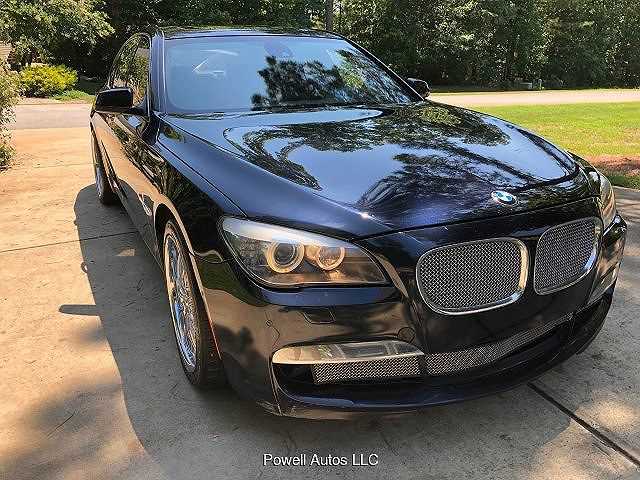 BMW 750i