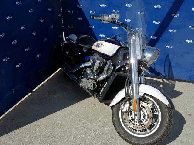 Suzuki VLR1800/VLR1800T