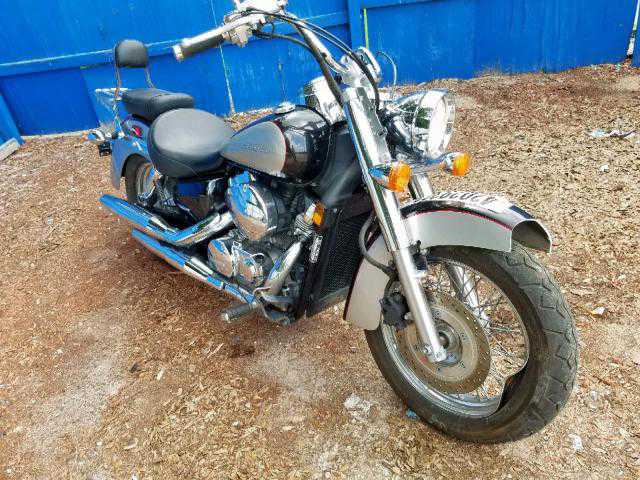 Honda VT750 (Shadow Aero)