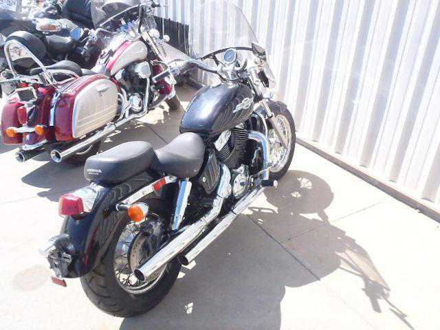 Honda VT1100C2 (SHADOW ACE)