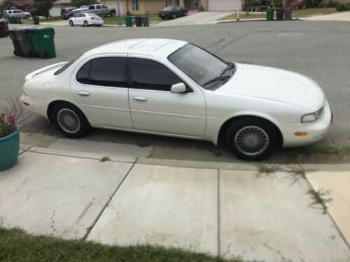 Infiniti J30