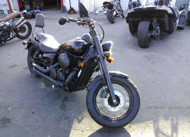 Honda VT750 (Shadow Phantom)