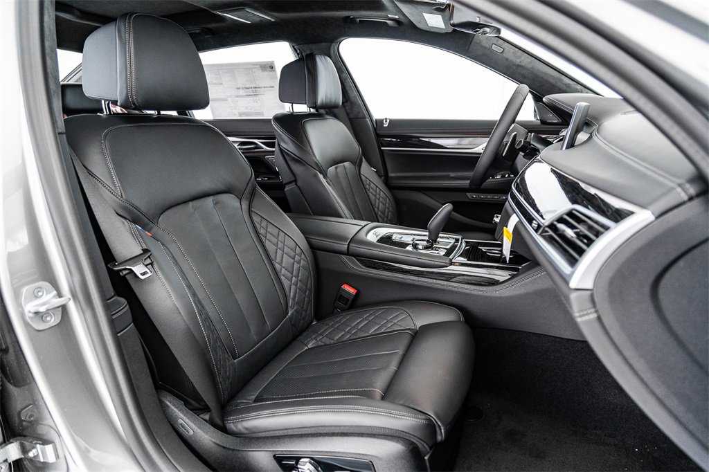 2020 BMW 750i