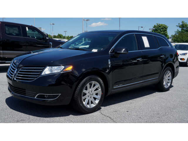 Lincoln MKT