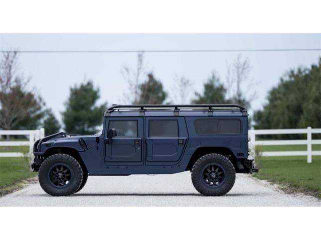 HUMMER H1