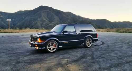 GMC Typhoon