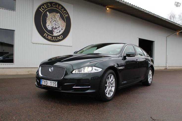 Jaguar XJ