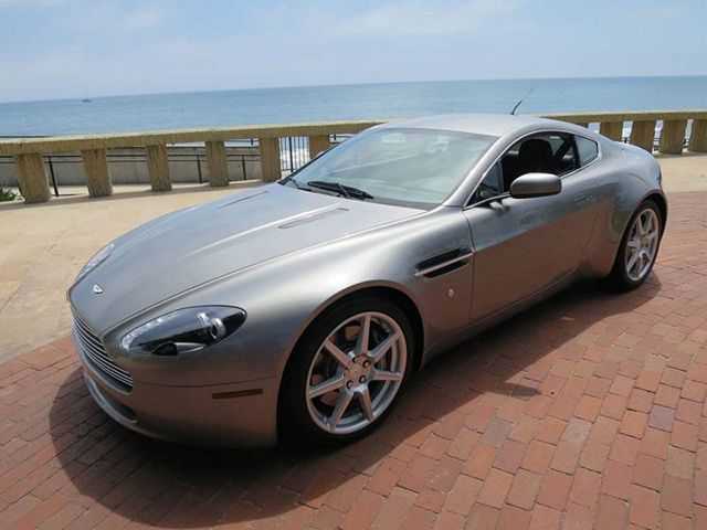 Aston Martin V8 Vantage