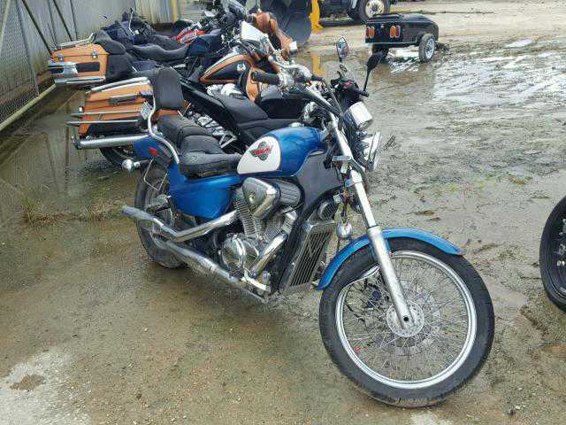 Honda VT600CD (SHADOW VLX DELUXE)