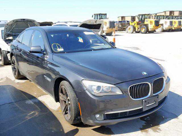 BMW 750i