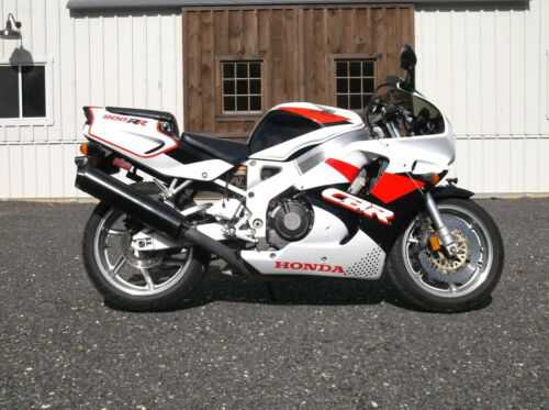 Honda CBR900